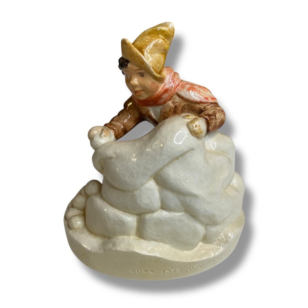 1979 Sebastian Miniatures Signed Numbered‎ Figurine Snowball Fight 3.5"